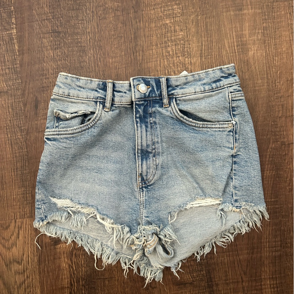 Zara women’s Jean shorts